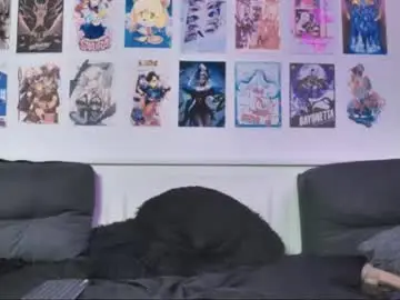 Chaturbate Live Sex Cam of snowblack_