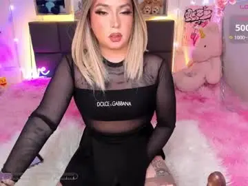Chaturbate Live Porn of dannia_13