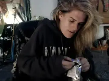 Chaturbate Sex Cam of katiecutie_5