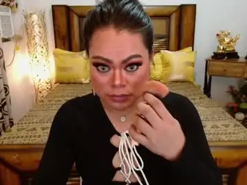 Chaturbate Live Sex Cam of tatiana_cocker