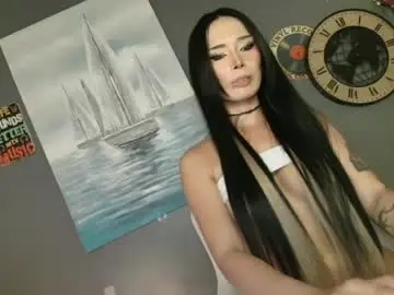 Chaturbate Live Sex Cam of gata_salvaje22