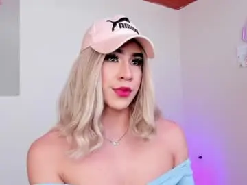 Chaturbate Free Porn Cam of alonehazel