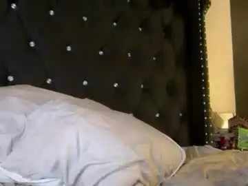 Chaturbate Live Sex Cam of zoe_hermes