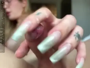 Chaturbate Sex Cam of highenough_queen