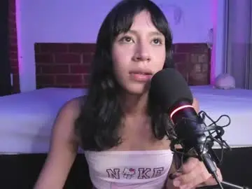 Chaturbate Adult Webcams of emmaclark_1