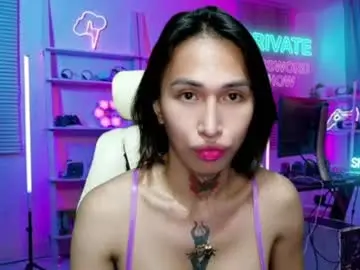 Chaturbate Live Sex Cam of snow_2000