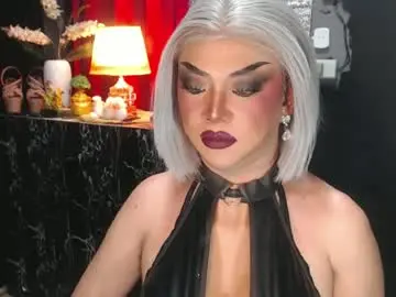 Chaturbate Adult Video Chat of hugecockchristine