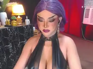 Chaturbate Sex Cam of hugecockchristine