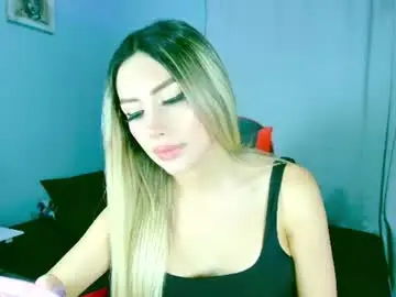 Chaturbate Live Sex Cam of ale_love_