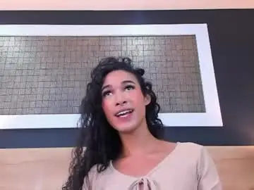 Chaturbate Live Porn of chloee_adams_