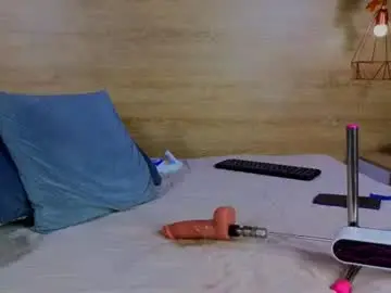 Chaturbate Adult Video Chat of ella_mon