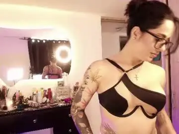 Chaturbate Free Porn Cam of adelineefoxxx