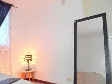 Chaturbate Best live sex cam show of aleja_arango