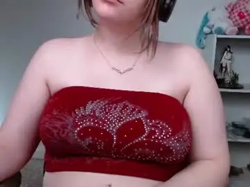 Chaturbate Live Sex Cam of krystalsyxx