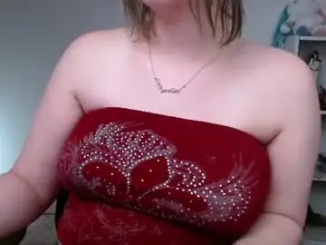 Chaturbate Live Sex Cam of krystalsyxx