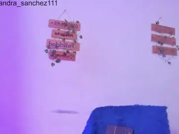 Chaturbate Live Sex Cam of alisiacollinsss