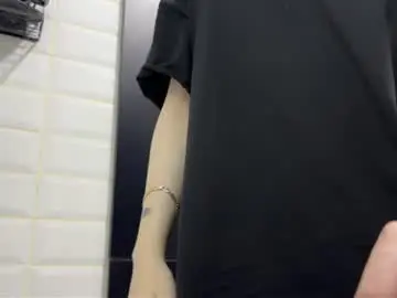 Chaturbate Best live sex cam show of nloraaa