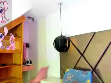 Chaturbate Live Sex of penelopeguzman__