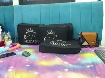 Chaturbate Live Sex of mariana_cock69