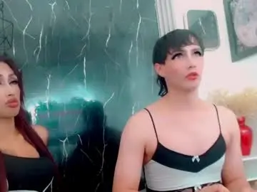 Chaturbate Best live sex cam show of hilary_avilan