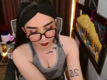 Chaturbate Live Porn of yassiered