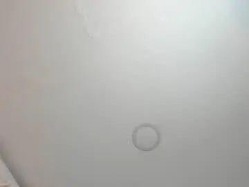 Chaturbate Live Sex Cam of sarita_loven