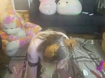 Chaturbate Live Porn of puppygirllovestobeg