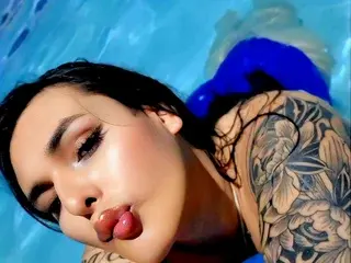 Streamate Nude Webcam of Sarah_Dolls
