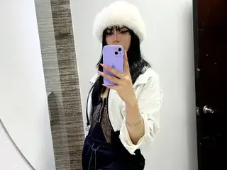 Streamate Live Sex Cam of Klhoe019