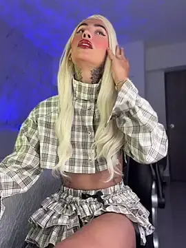 Stripchat Free Porn Cam of miss_tatiana_