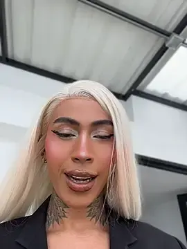 Stripchat Free Porn Cam of miss_tatiana_