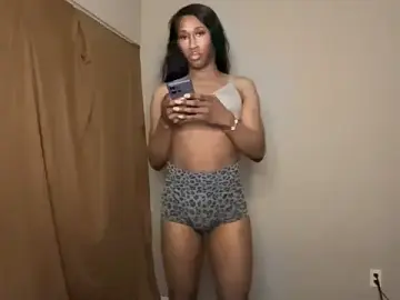 Stripchat Live Sex Cam of TsFendi