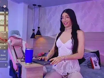Stripchat Live Sex of kylliefox_