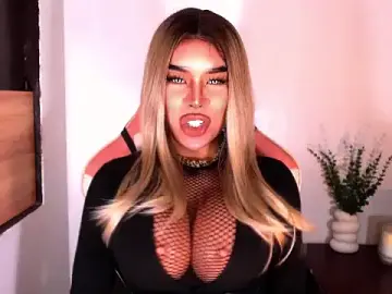 Stripchat Live Sex Cam of NataliaFernandezz