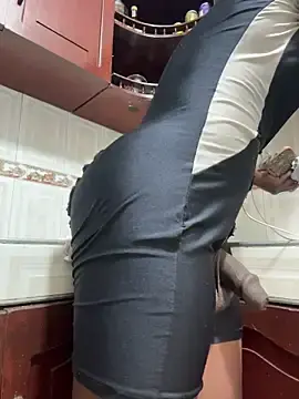 Stripchat Live Porn of sweetsarabig22cm