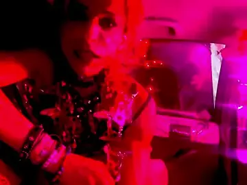 Stripchat Watch Live Sex Cams of TgirlBrat