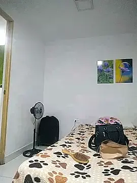 Stripchat Sex Cam of Cameron_puppy