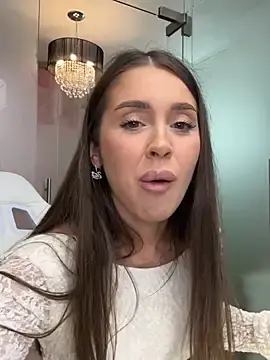 Stripchat Watch Live Sex Cams of Anya-Ray