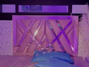 Stripchat Free Live Porn of pixy_20