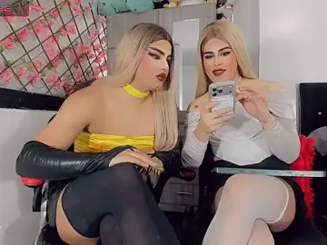 Stripchat Nude Webcam of Thiara_veky_