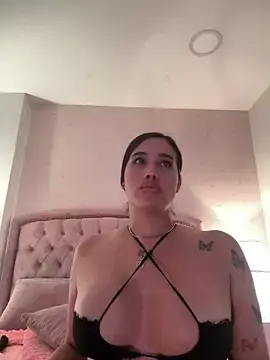 Stripchat Nude Webcam of Bella__Wood