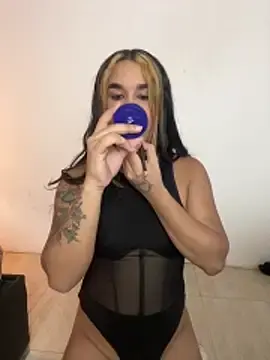 Stripchat Live Sex of Sweet_vicky_hot