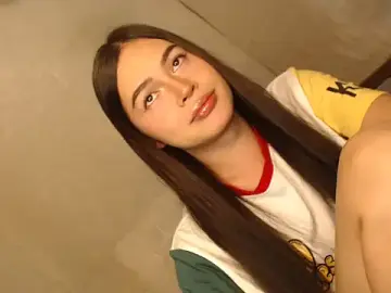 Stripchat Live Sex Cam of Ashely_Lewis