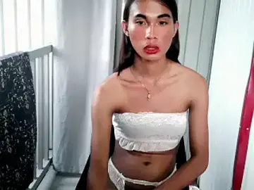 Stripchat Sex Cam of skeletal_selenax