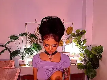 Stripchat Best live sex cam show of urasianjassgodofgodess_11