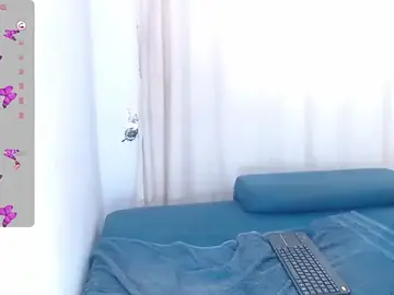 Stripchat Free Porn Cam of karen_sophia