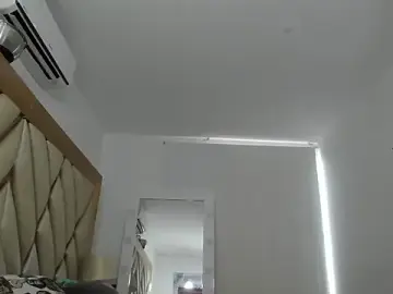 Stripchat Best live sex cam show of briana_wonder69xxx