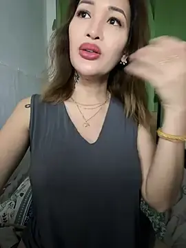 Stripchat Sex Cam of Tony_8706