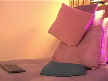 Stripchat Watch Live Sex Cams of Chloe_Cherry21