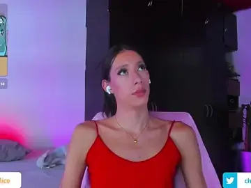 Stripchat Live Sex Cam of alicee_salvatore